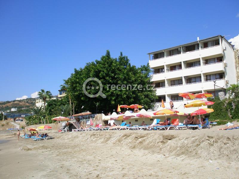 Görgülü Cleopatra Beach Hotel- pláž