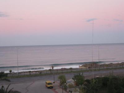 Příšerný vybydlený hotel Happy Elegant***