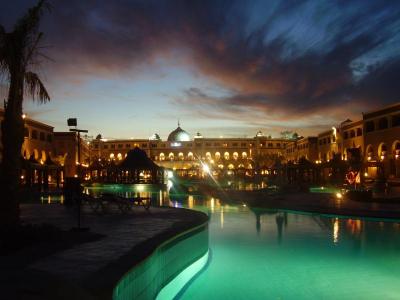 Sunrise Mamlouk Palace Resort *****  - Pohodový odpočinek !