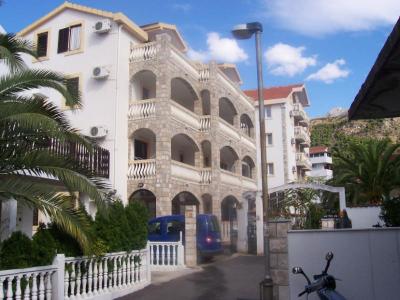 Vila Drago - Naše první dovolená v Černé Hoře