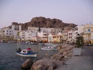 přístav v hl. městě ostrova Karpathos - Pigadia