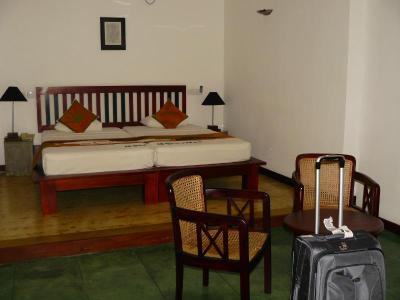 Nocleh v Kassapa Lion Rocks***