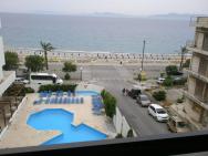 výhled z hotelu na pláž