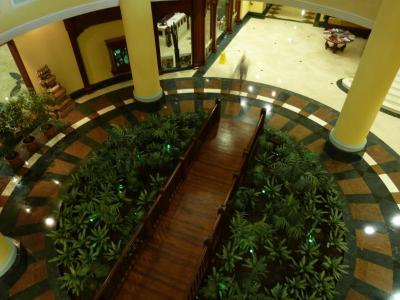 Prohlídka hotelu IC Green Palace 5*