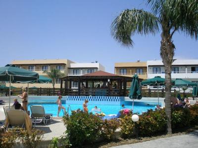 Prohlídka hotelu Mikri Poli Rhodos **** - hezký komplex i pro rodiny s dětmi