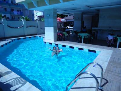 Artemis Princess - Turecko,Oba.  Vhodný pro mladé - nevhodný pro děti, ale výborná strava