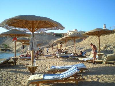 zimní dovolená a krásné koupání v teplém moři