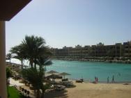 pohled na lagunu z hotelu