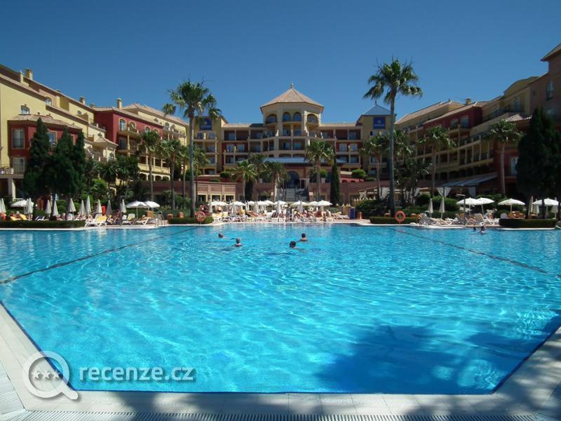Iberostar Malaga Playa **** - venkovní bazén