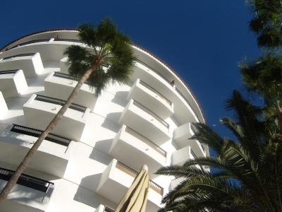 the right WAY...WAI...kiki