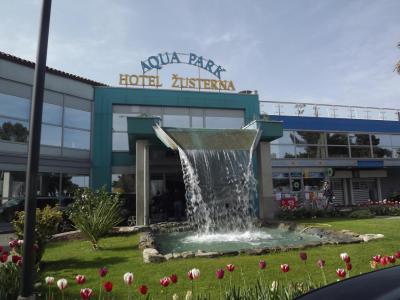 Prohlídka hotelu Aquapark Hotel Žusterna 