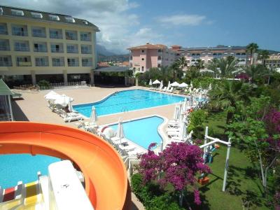 Hotel Pine House **** - hezký 4* hotel blízko krásné pláže 