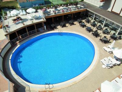 Příjemný hotel Sun Beach Park kousek od pláže a promenády v Side