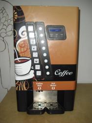 Automat na kávu a další