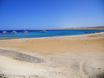 krásná dovolená, ale nikoliv zásluhou Fayrouz, ale Marsa Mubarak