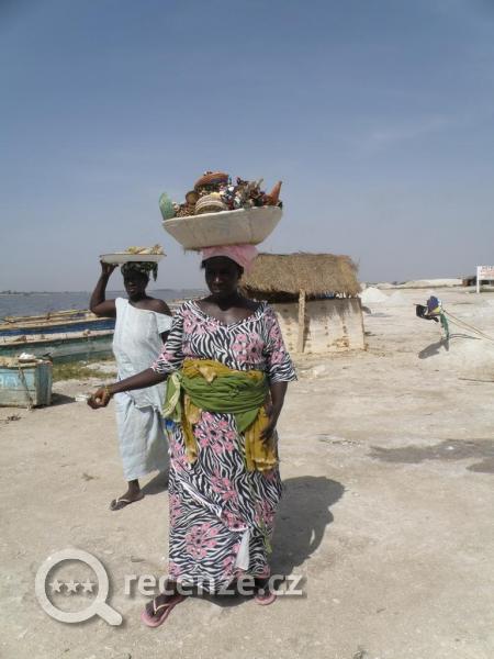 Senegalské prodejkyně suvenýrů