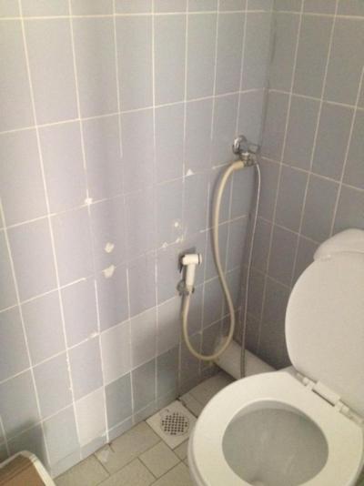 Vybydlený hotel jedna hvězdička je moc,lepší ubytovna