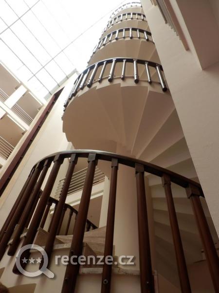 schody na poschodia