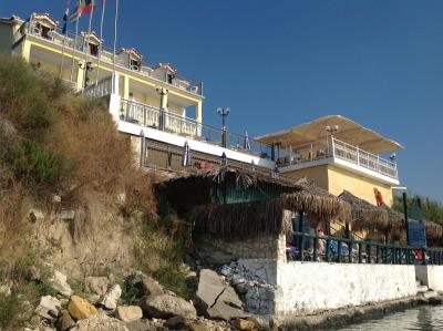 Krásná pláž a želvy