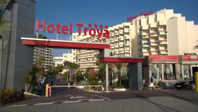 Hotel Troya