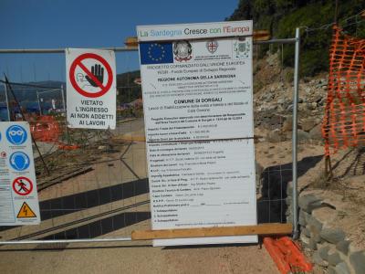 pobobyt na pláži Cala Gonnone