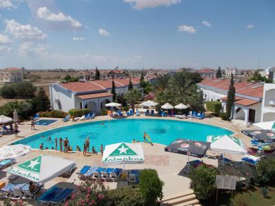 Crystal Rocks bungalows