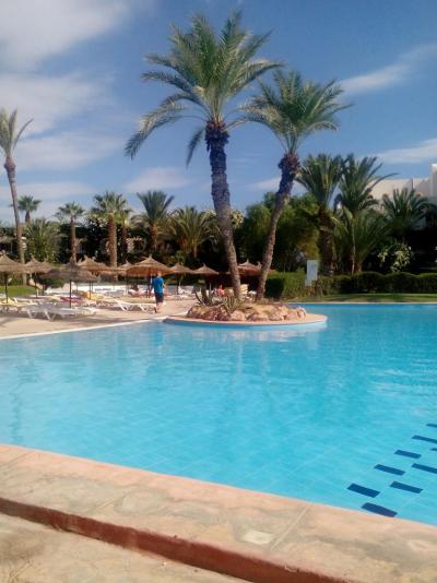 SUPER DOVOLENÁ-DOBRÝ VÝBĚR HOTELU.