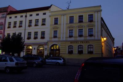 Poděkování zaměstnancům a majitelům hotelu Praha v Broumově