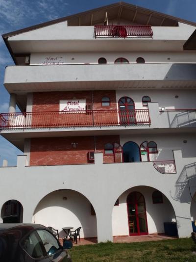 Alexander hotel 
