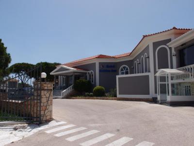 Prohlídka hotelu Golden Sun s obědem