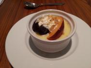 Restaurant Doma - večeře polopenze (vanilkový puding s  ovocem)