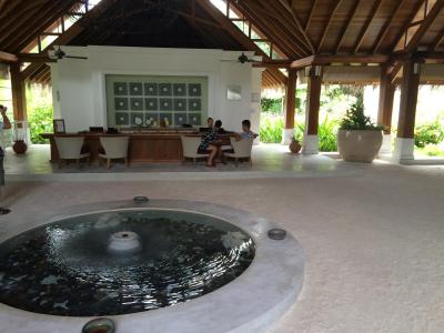 Dusit Thani Maldives *****