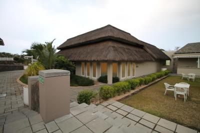 Recenze hotelu Radisson Blu Azuri Resort & Spa ***** (Mauricius - Východní pobřeží - Roches Noires)