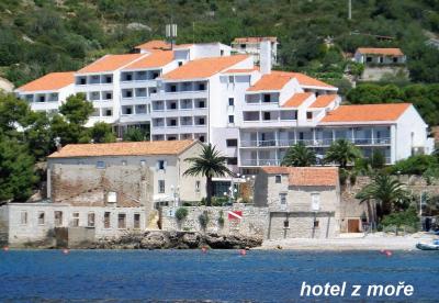 Hotel Biševo, město Komiža, ostrov Vis. 