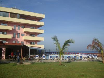 Prohlídka hotelu Chateau Miramar ****