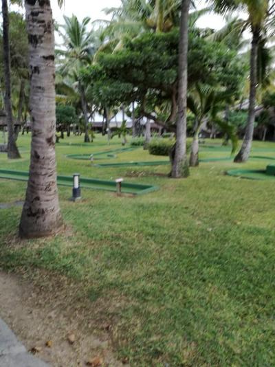 Recenze hotelu La Pirogue ****