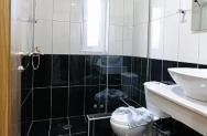 Koupelna se skleněnou zástěnou