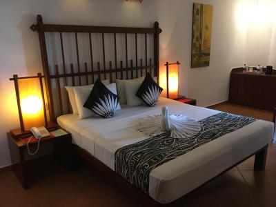 PROHLÍDKA HOTELU THE LONG BEACH RESORT ***