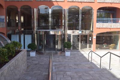 Slušný hotel se slabším zázemím, ale ve strašný "díře"