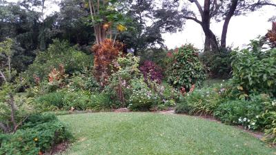 Norma Jeane´s Lake View Resort - zahrada klidu s dechberoucími výhledy