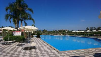 Sympatický hotel blízko u moře s prostornou pláží