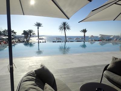 Krásný výhled na Ománský záliv a pohodlí