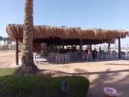 Plážový bar.