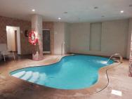 vnitřní bazén hotelu