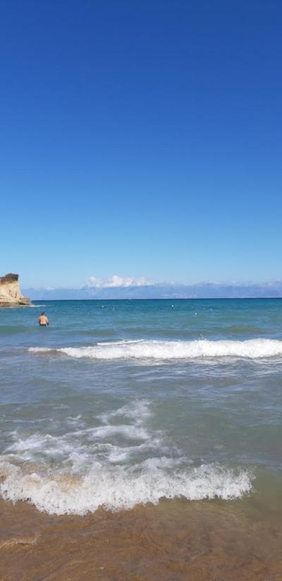 Dovolená  za míň  peněz, ale  nečekejte  žádný  luxus. Spíš lepší  ubytovna. 