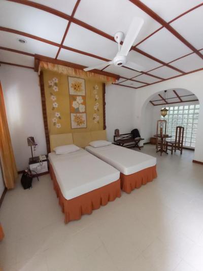 UBYTOVANIE VO VILKE DE LUXE