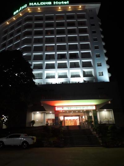 Grand HaLong Hotel 