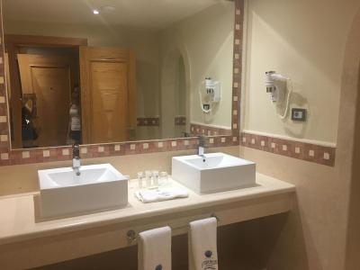 Novopostavený hotel The Grand Marina len pre dospelých