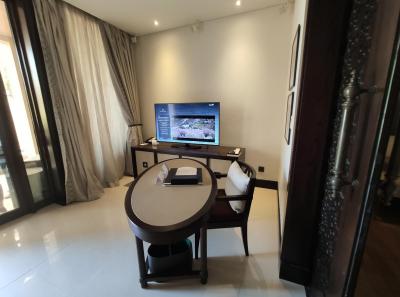 Prohlídka hotelu Ritz Carlton Al Wadi 5*