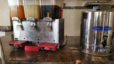 Nadherne prostredi, katastrofalni hygiena a sluzby